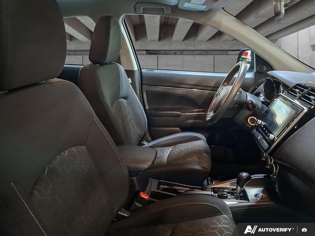 2026 Mitsubishi RVR 264048 | ES Black Edmonton - photo #20