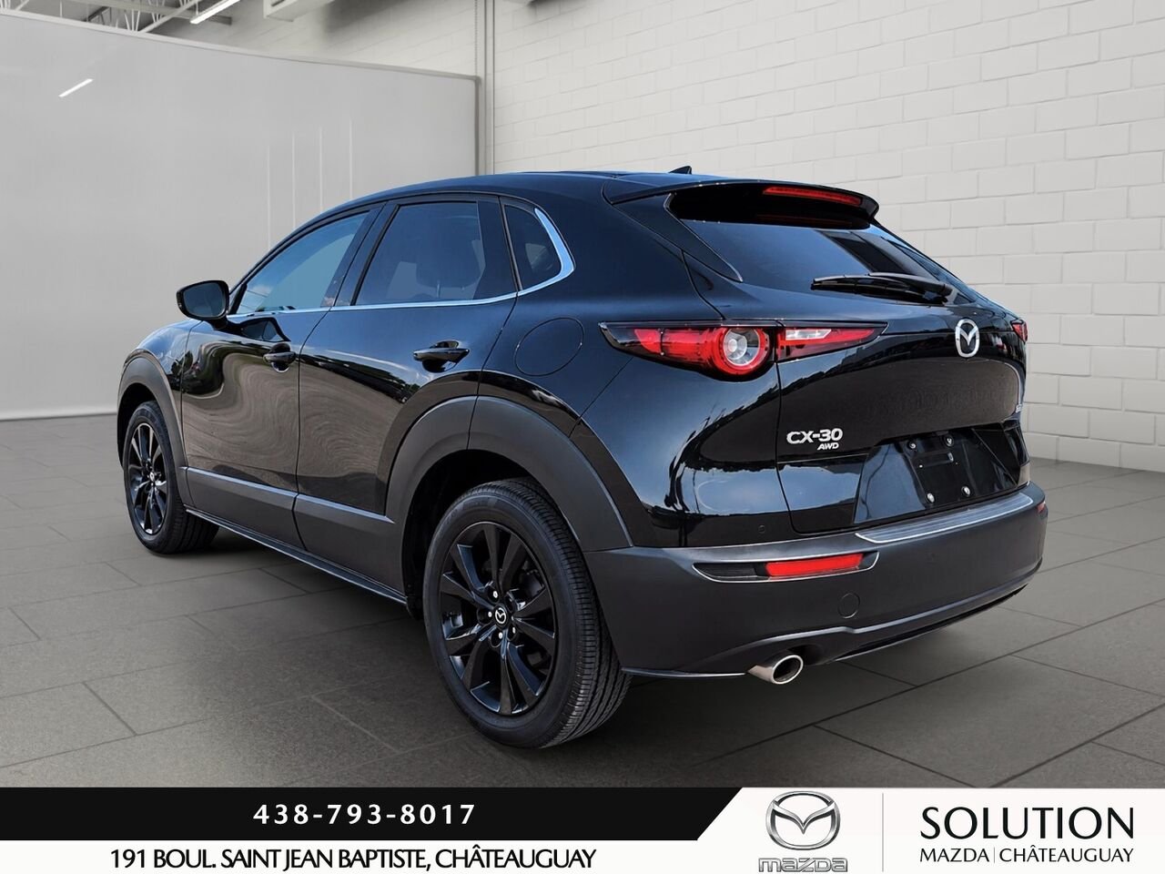 Mazda CX-30 JAMAIS ACCIDENTÉ / AWD (4X4) / APPLE CARPLAY ET ANDROID AUTO 2023 Noir Châteauguay - photo #2