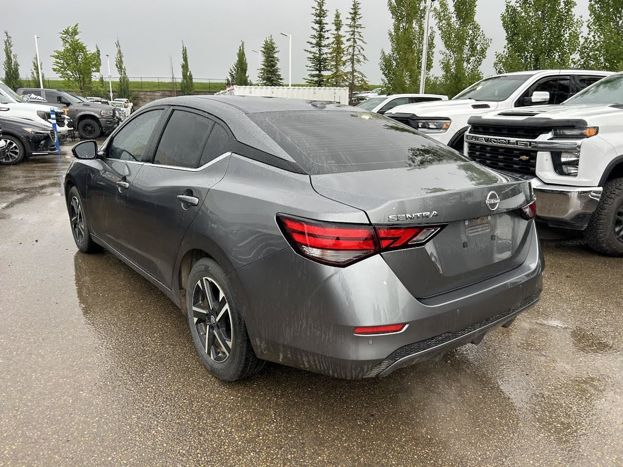 2025 Nissan Sentra SV CVT Grey Sherwood Park - photo #3