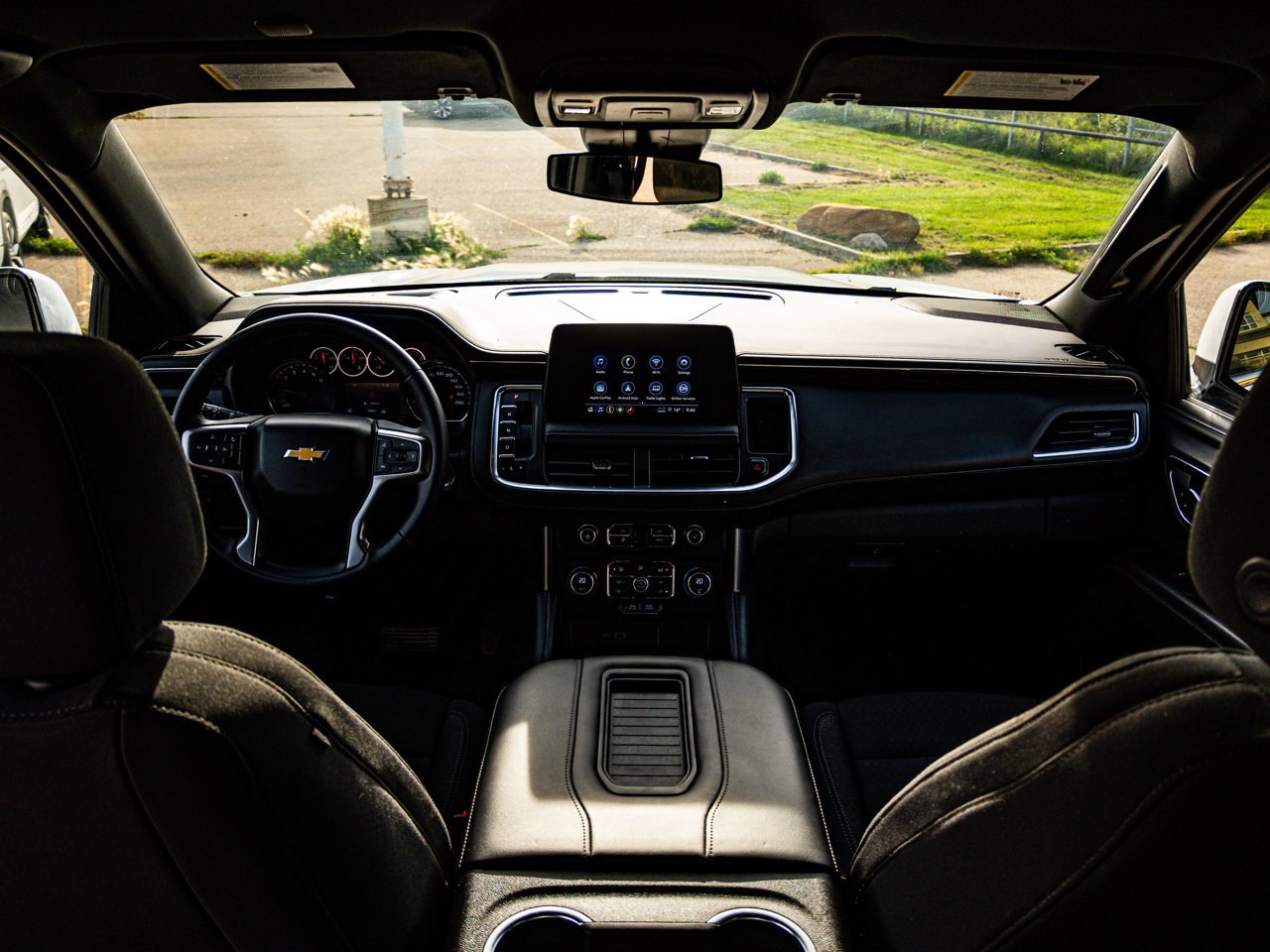 2023 Chevrolet Suburban 4WD 4dr LS White Sherwood Park - photo #28
