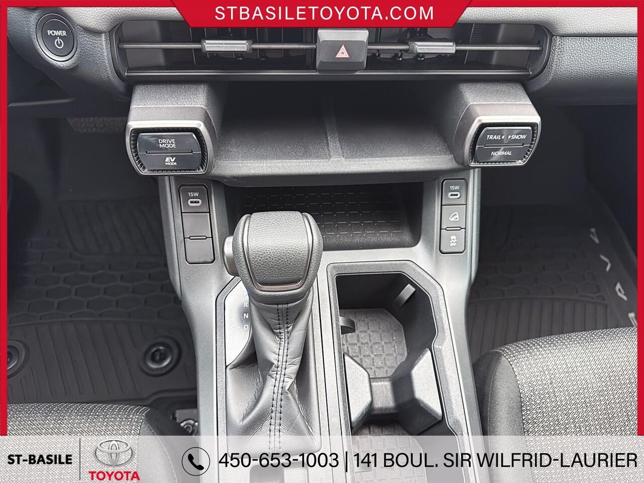 2026 Toyota RAV4 Hybrid White Saint-Basile-le-Grand - photo #16