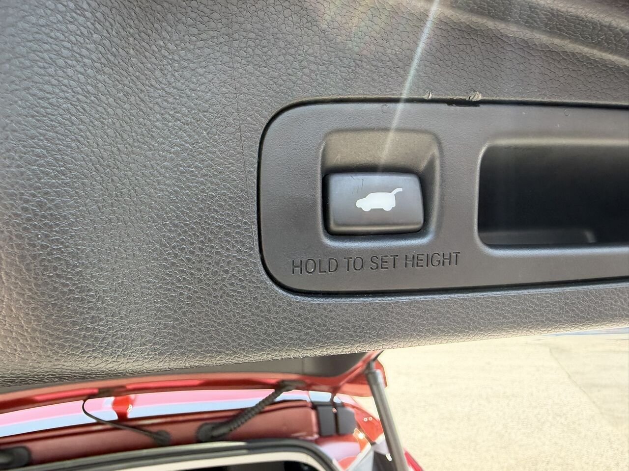 2017 Honda CR-V TOURING AWD Red Laval - photo #13