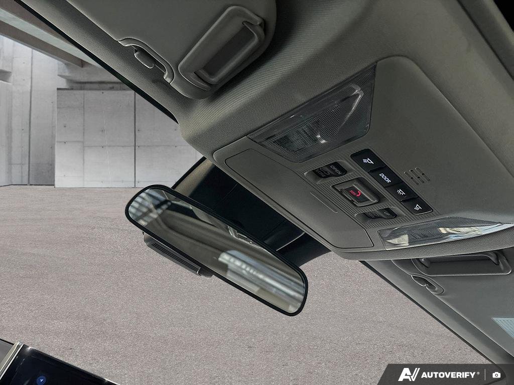 2023 Toyota RAV4 2602495A | XLE Silver Edmonton - photo #21