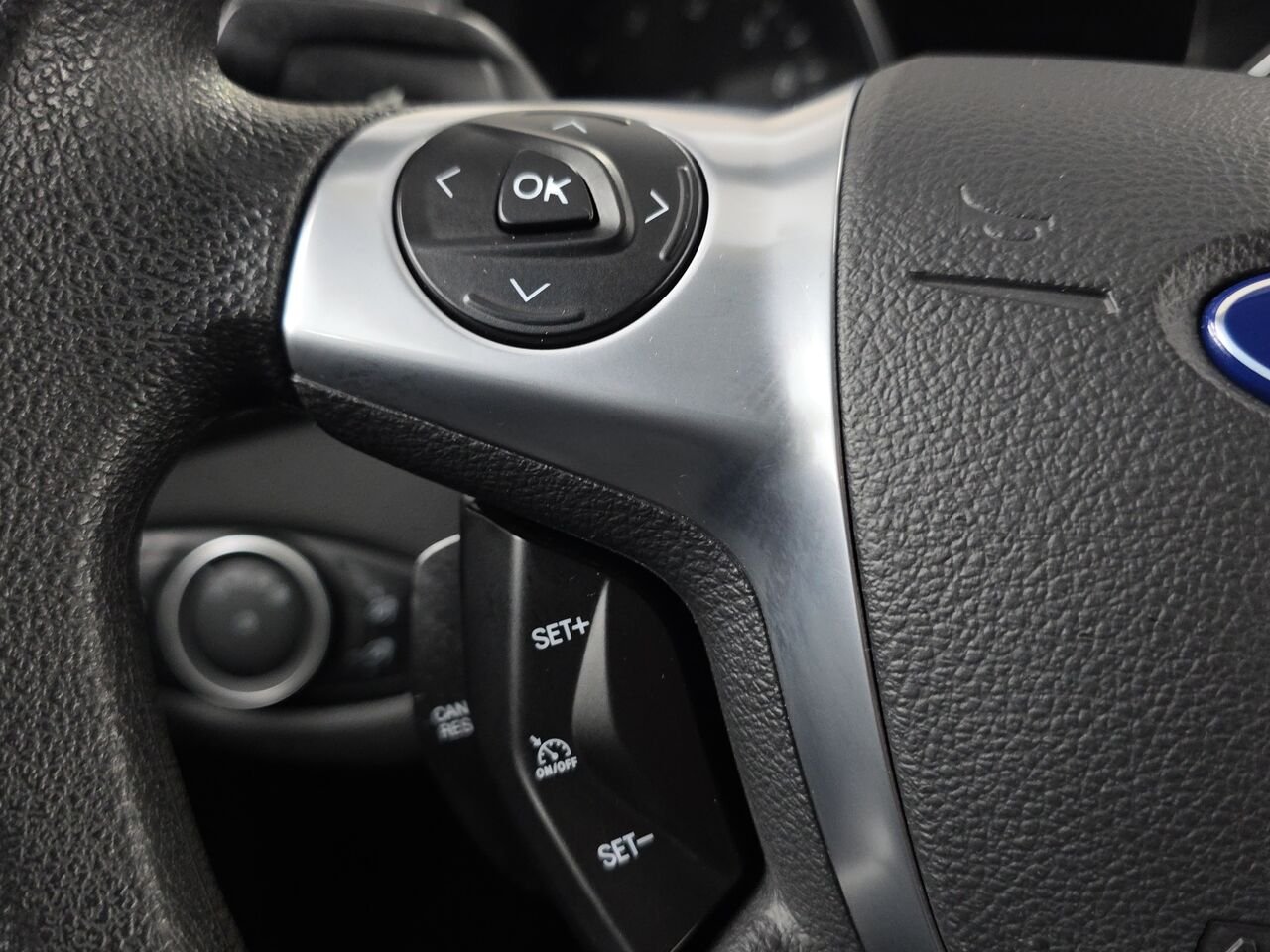 2015 Ford Escape SE, AWD White Val-David - photo #14