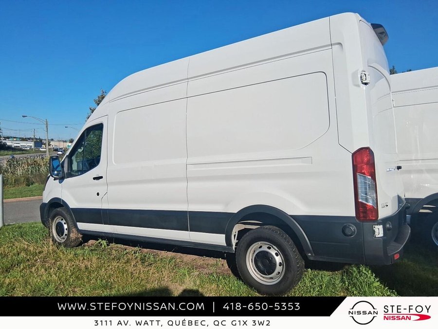 Ford Transit fourgon utilitaire S6899 2025