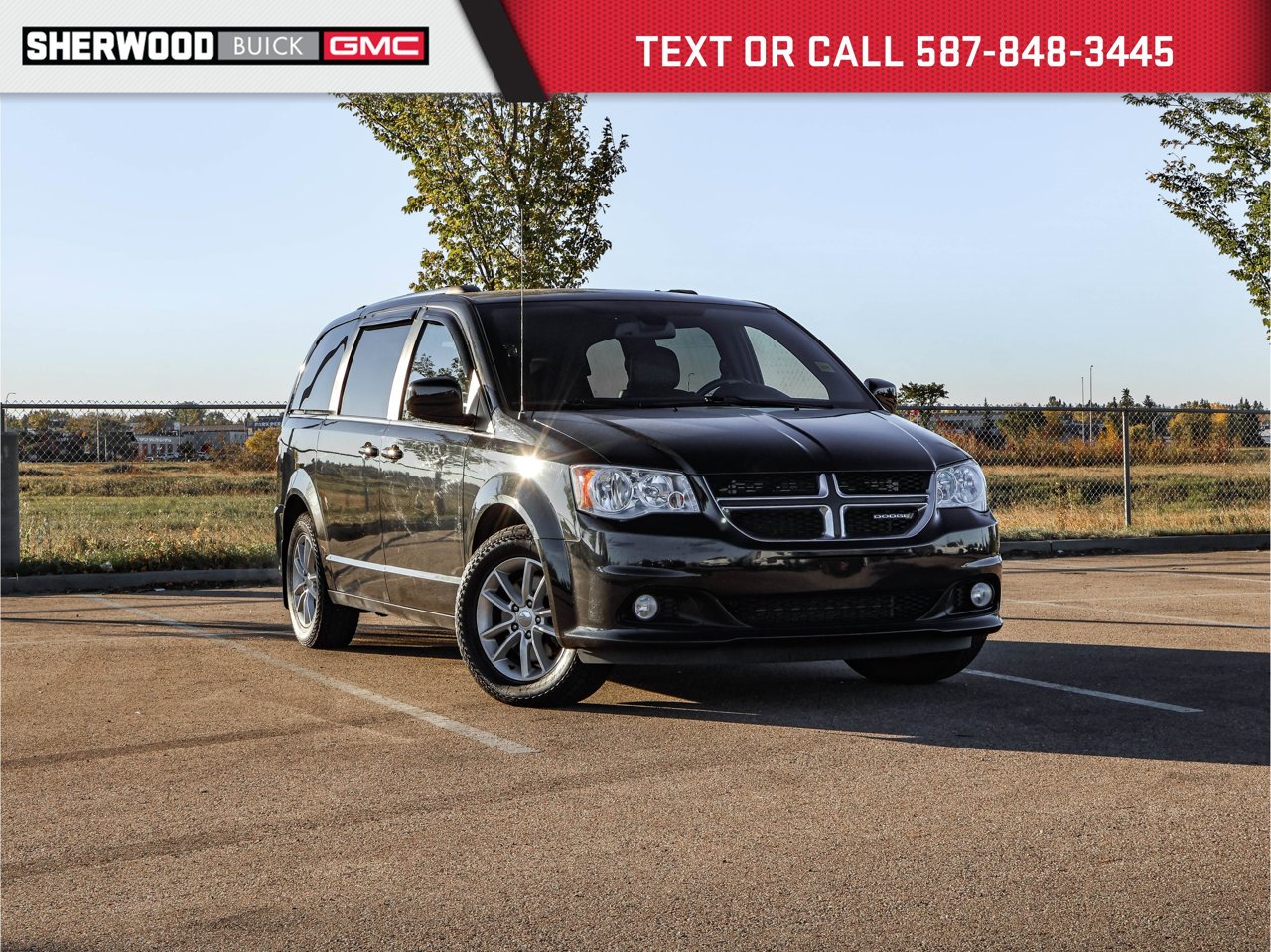 2020 Dodge Grand Caravan Premium Plus 2WD Black Sherwood Park - photo #0