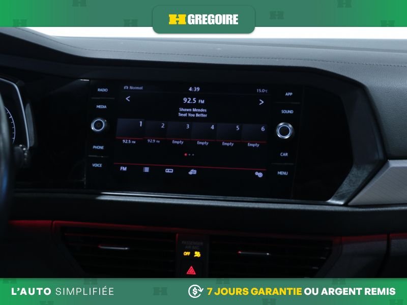 Volkswagen Jetta 821548 | Highline AUTO AC CUIR TOIT MAGS CAM RECULE BLUETOO 2019 Blanc Laval - photo #19