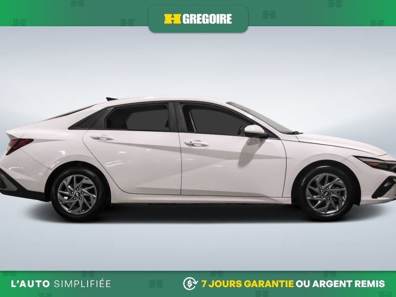 2024 Hyundai Elantra White Blainville - photo #10