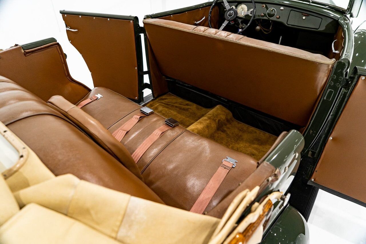 Ford Model 48 Phaeton PRIX EN USD | Beautifully presented in original condition 1936 Vert Montréal - photo #65