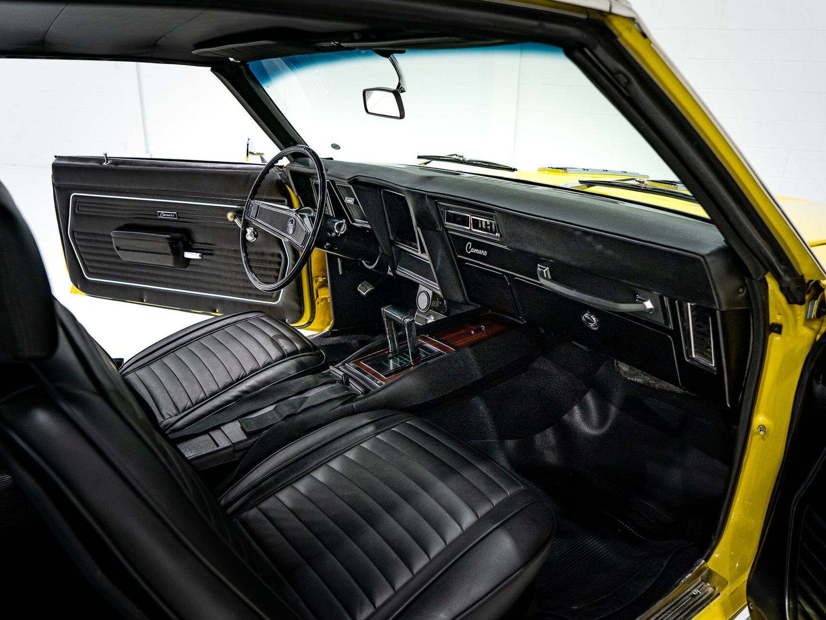 Chevrolet Camaro SS **PRIX EN USD** With factory A/C 1969 Jaune Montréal - photo #62