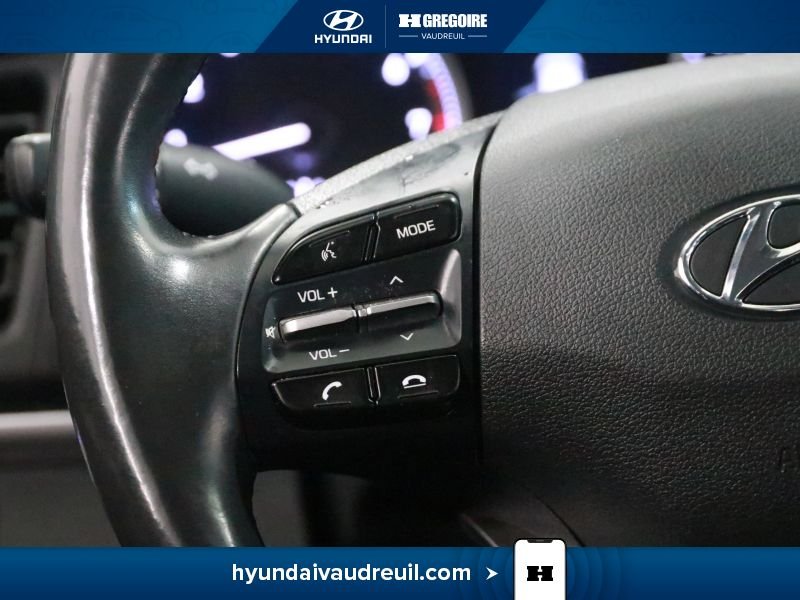 Hyundai Elantra 2019 Blanc Laval - photo #20
