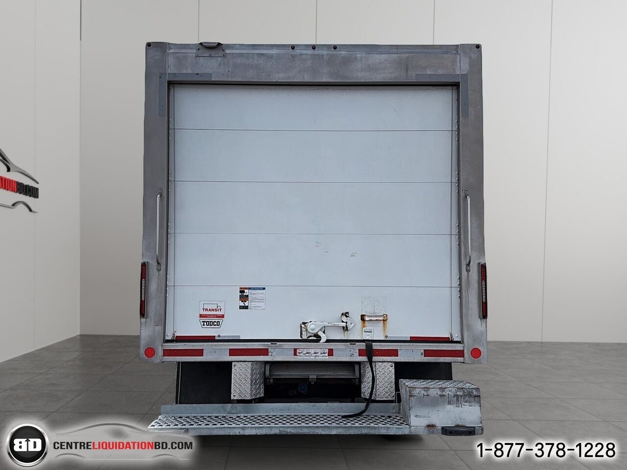 2023 Ford Série E tronqué E-450 176 po RARJ | BD0181 White Granby - photo #6