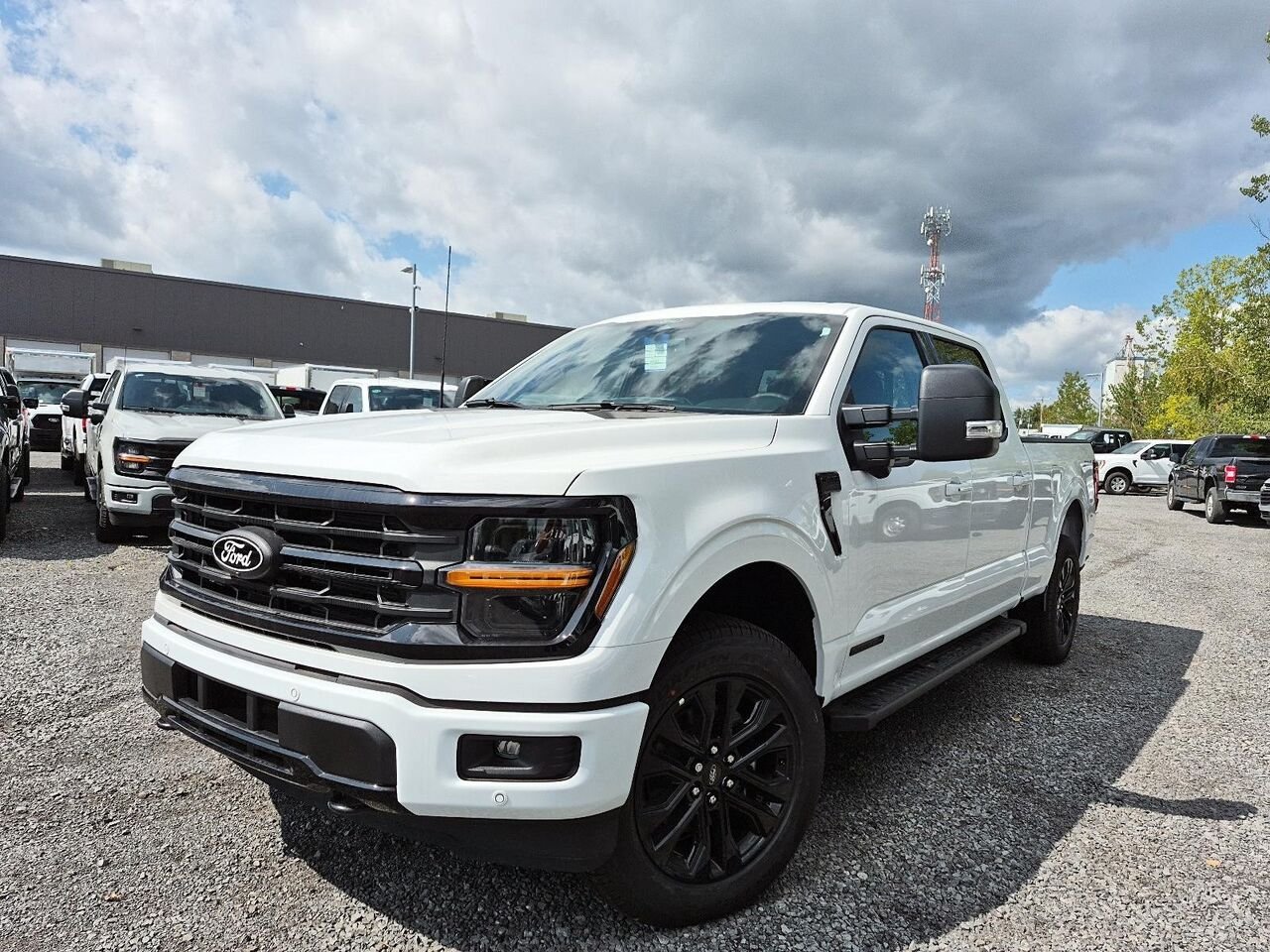 Ford F-150 2F060 | XLT 2026 Blanc Oxford Saint-Jérôme - photo #1