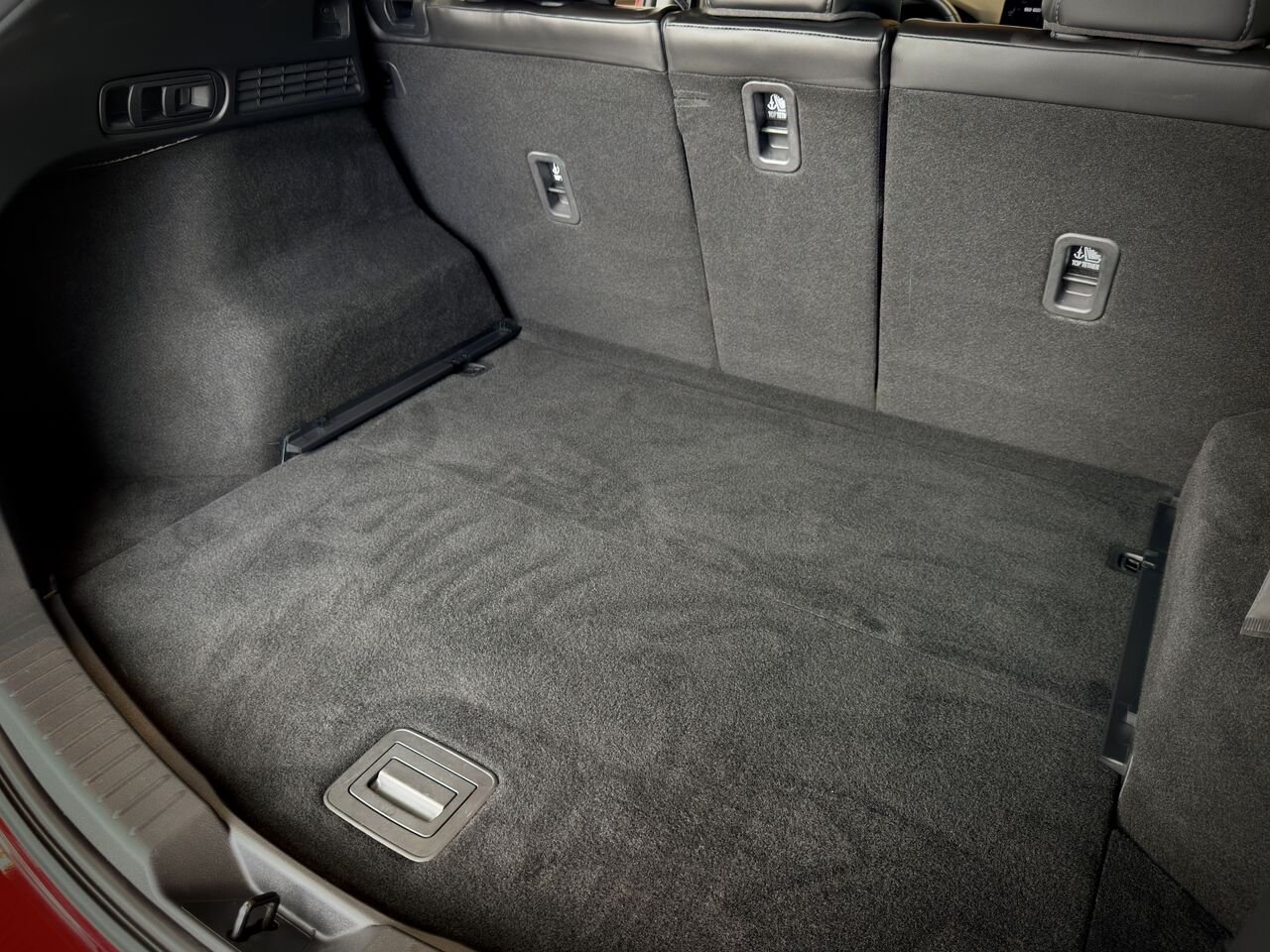 2024 Mazda CX-5 Red Notre-Dame-des-Prairies - photo #13
