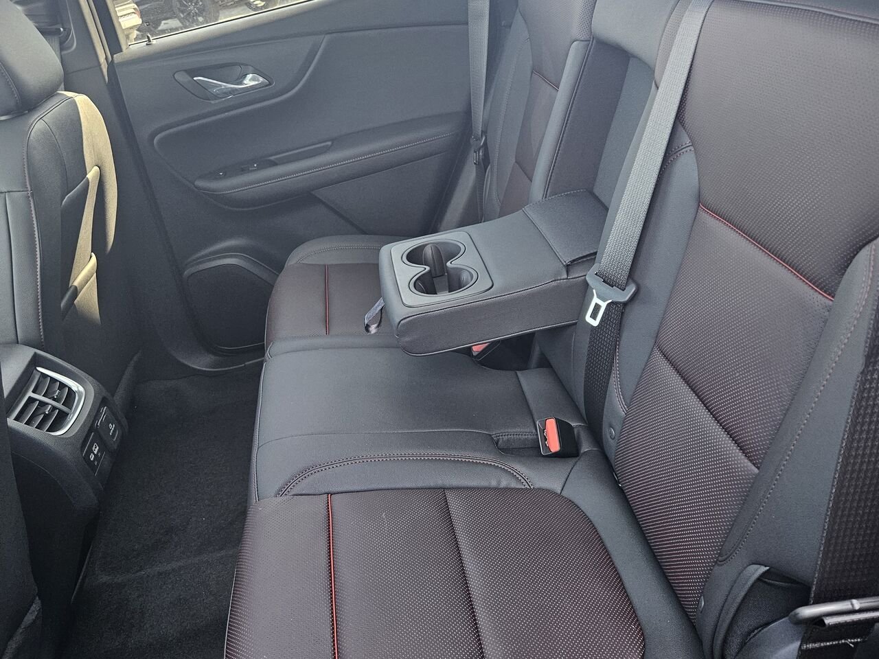 2026 Chevrolet Blazer RS 4 portes TI Sterling Grey Metallic Thetford Mines - photo #18