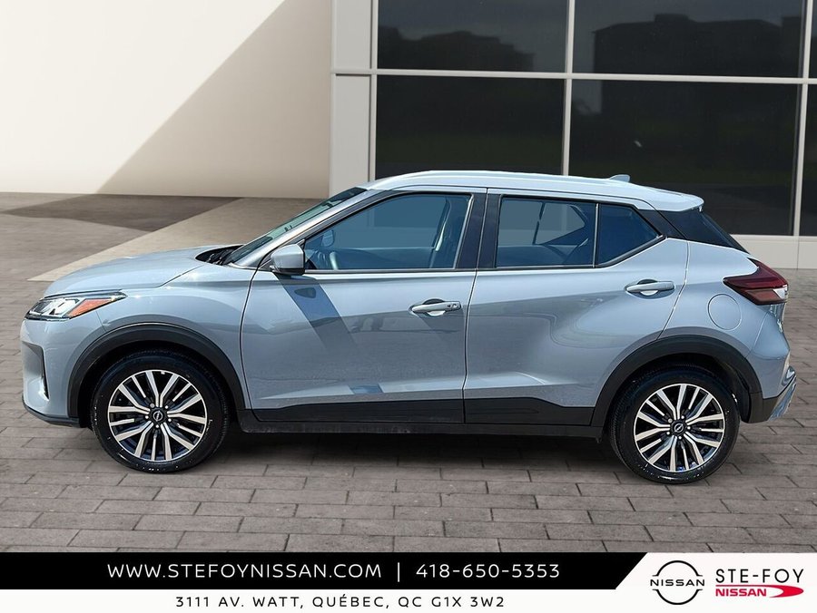 Nissan Kicks SV TA S6749 2024 Gris