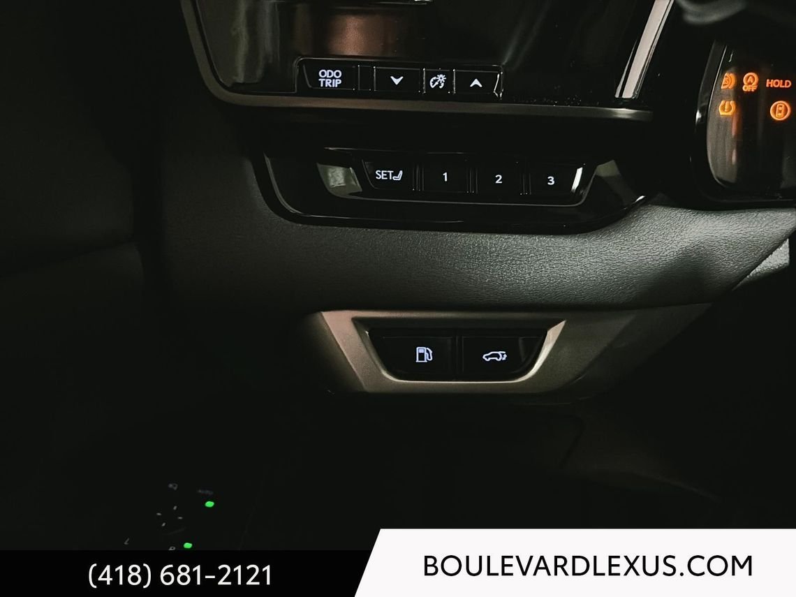 Lexus RX 19309A 2023 Gris Québec - photo #33