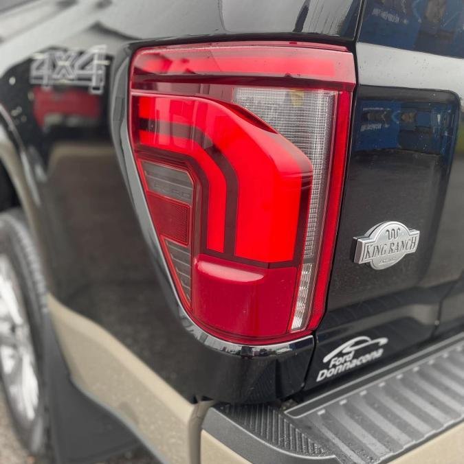 Ford F-150 King Ranch cabine SuperCrew 4RM caisse de 6,5 pi 2025 Noir
