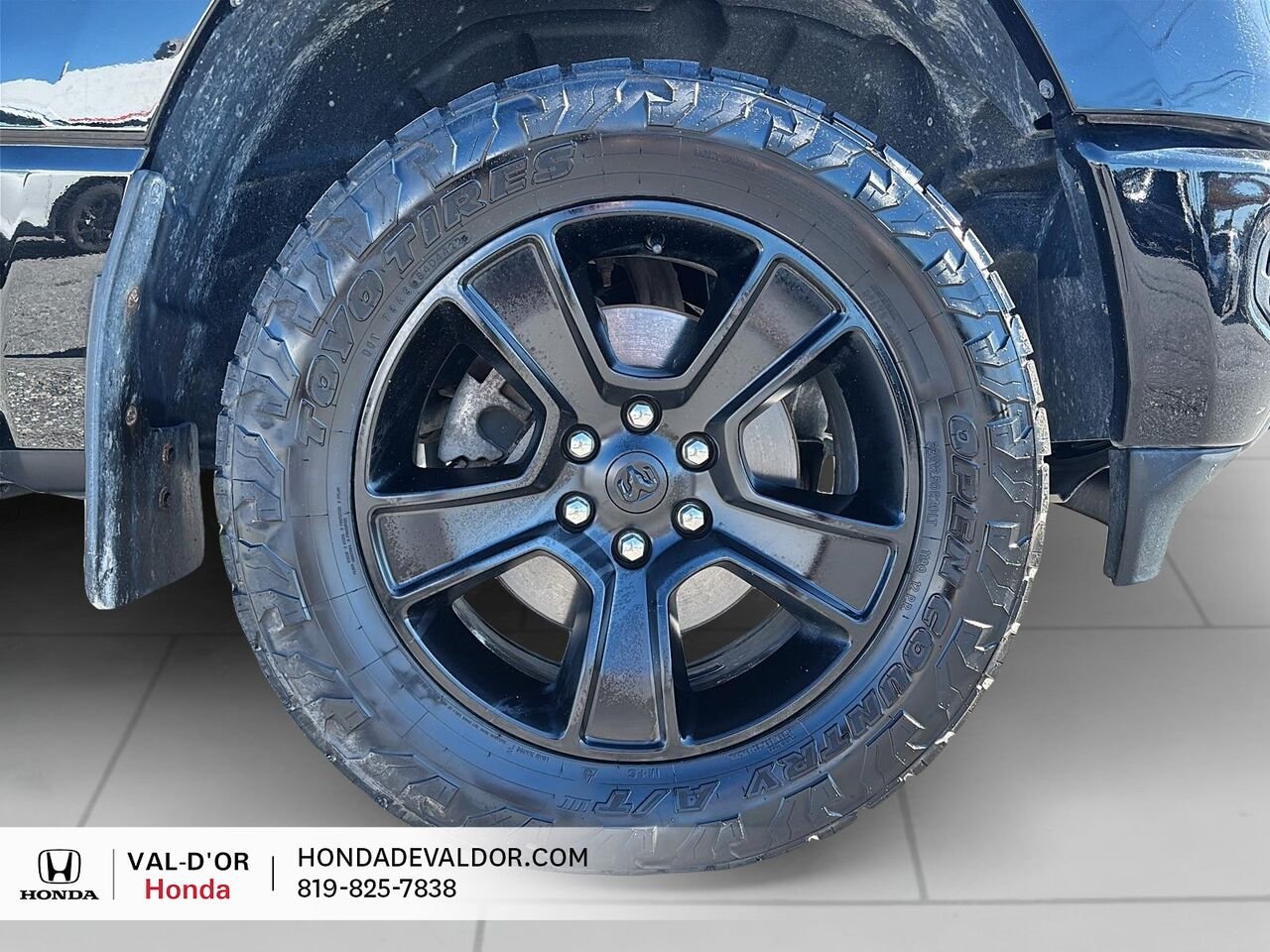 2024 Ram 1500 Sport cabine d'équipe 4x4 caisse de 6 pi 4 po Black Val-d'Or - photo #5