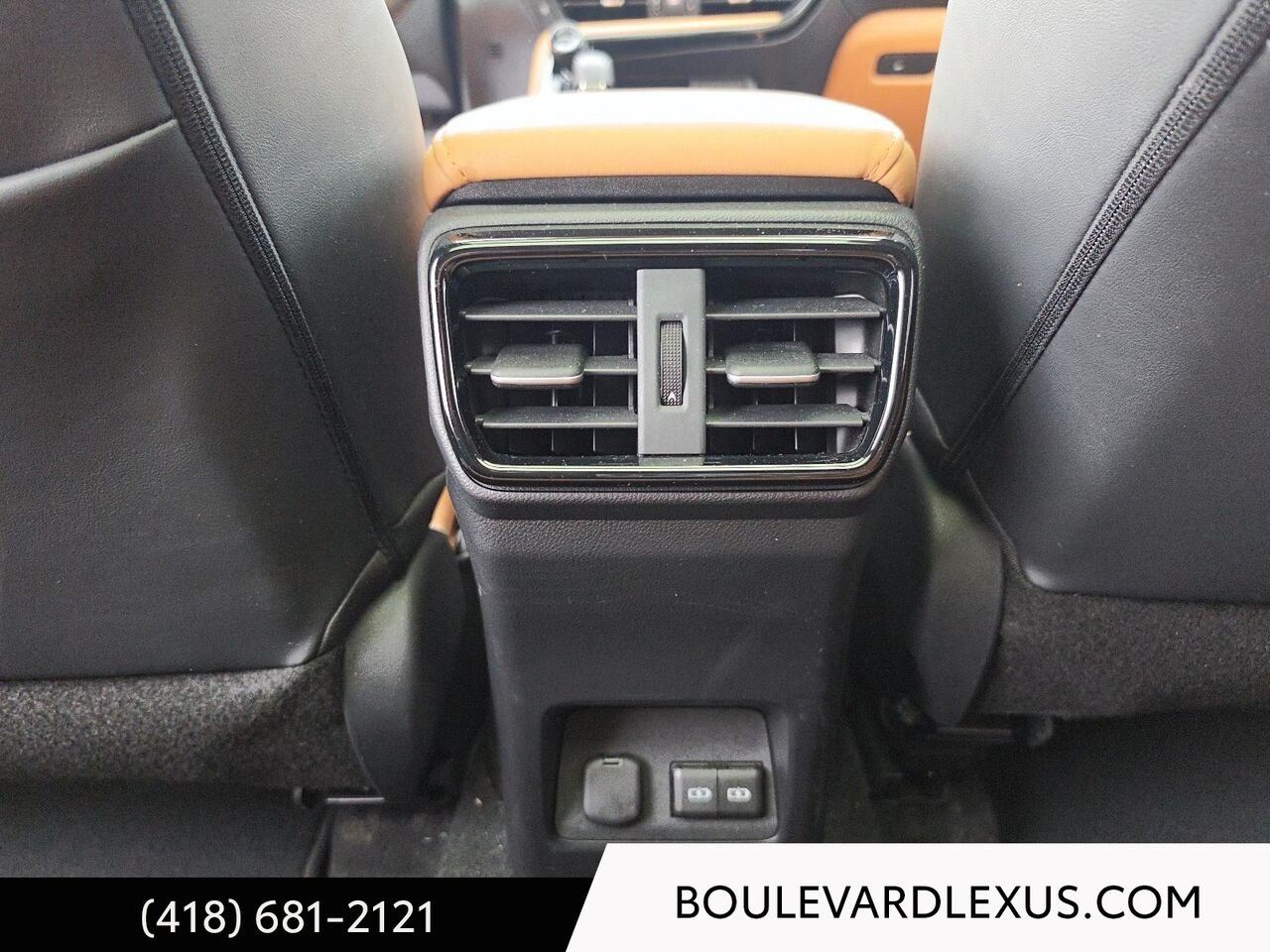 Lexus NX 601183 | NX 350h TI 2024 Argent Québec - photo #19