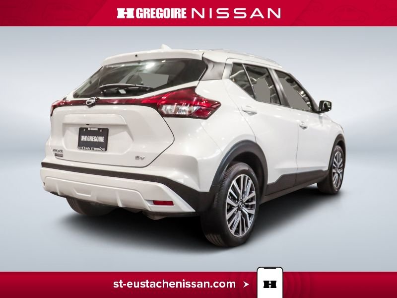 2023 Nissan Kicks White Laval - photo #11