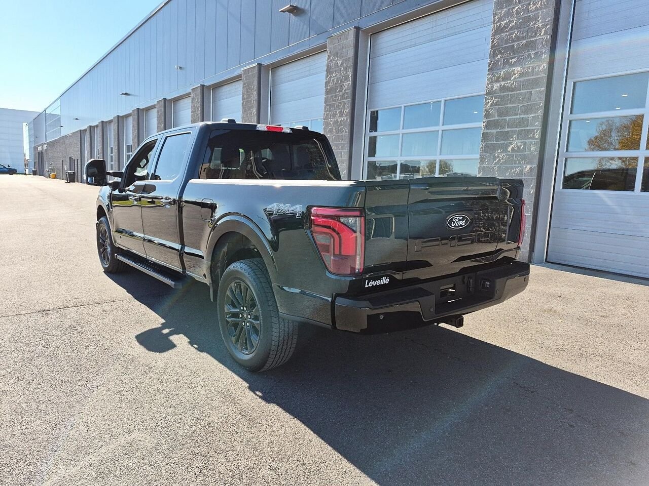 Ford F-150 2F412 | LARIAT 2026 Noir agate métallisé Saint-Jérôme - photo #3