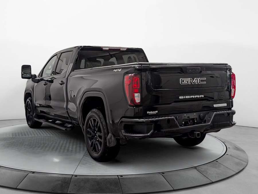 GMC Sierra 1500 4WD Crew Cab elevation Moteur 5.3L 2021 Noir