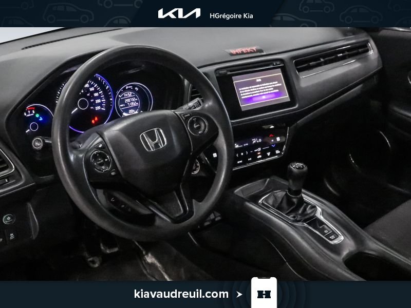 2016 Honda HR-V White Blainville - photo #8