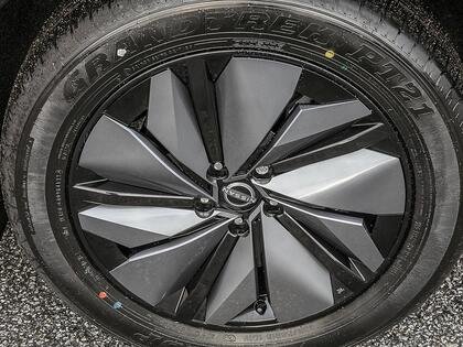 2025 Nissan ARIYA Black Diamond Pearl Blainville - photo #7