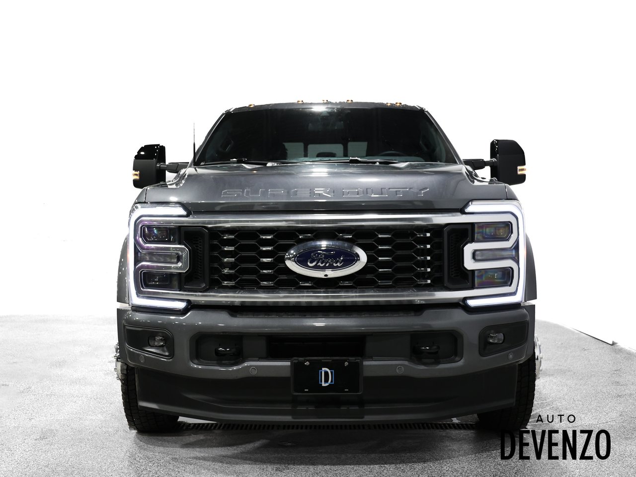 2026 Ford Super Duty F-450 DRW Grey Saint-Eustache - photo #7