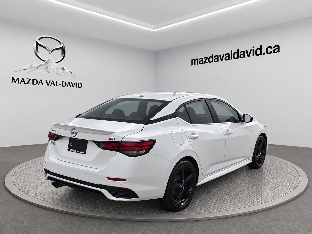 2024 Nissan Sentra SR CVT White Val-David - photo #4