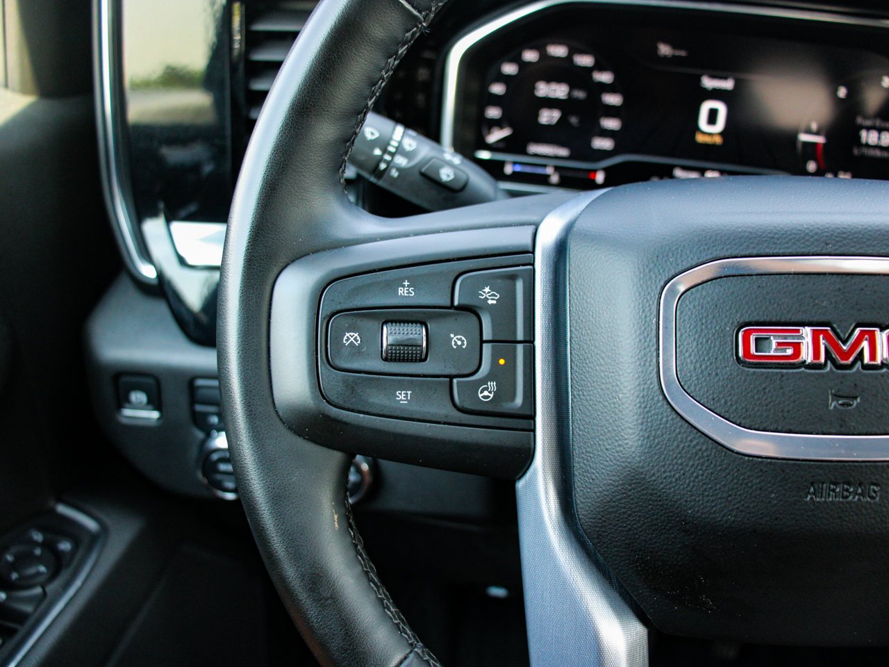 2024 GMC Sierra 1500 4WD Crew Cab 147 Elevation Black Sherwood Park - photo #18