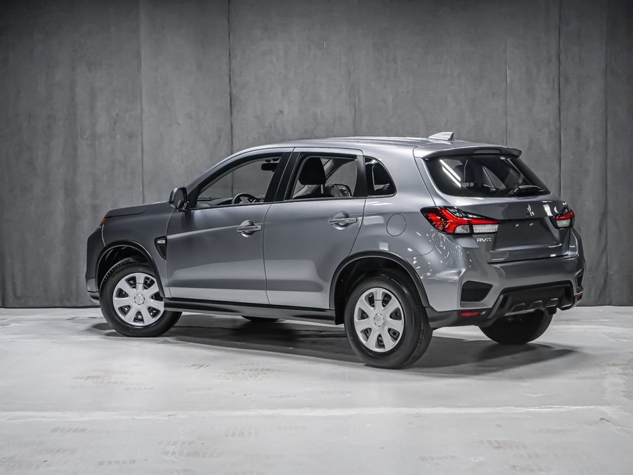 2025 Mitsubishi RVR ES Grey