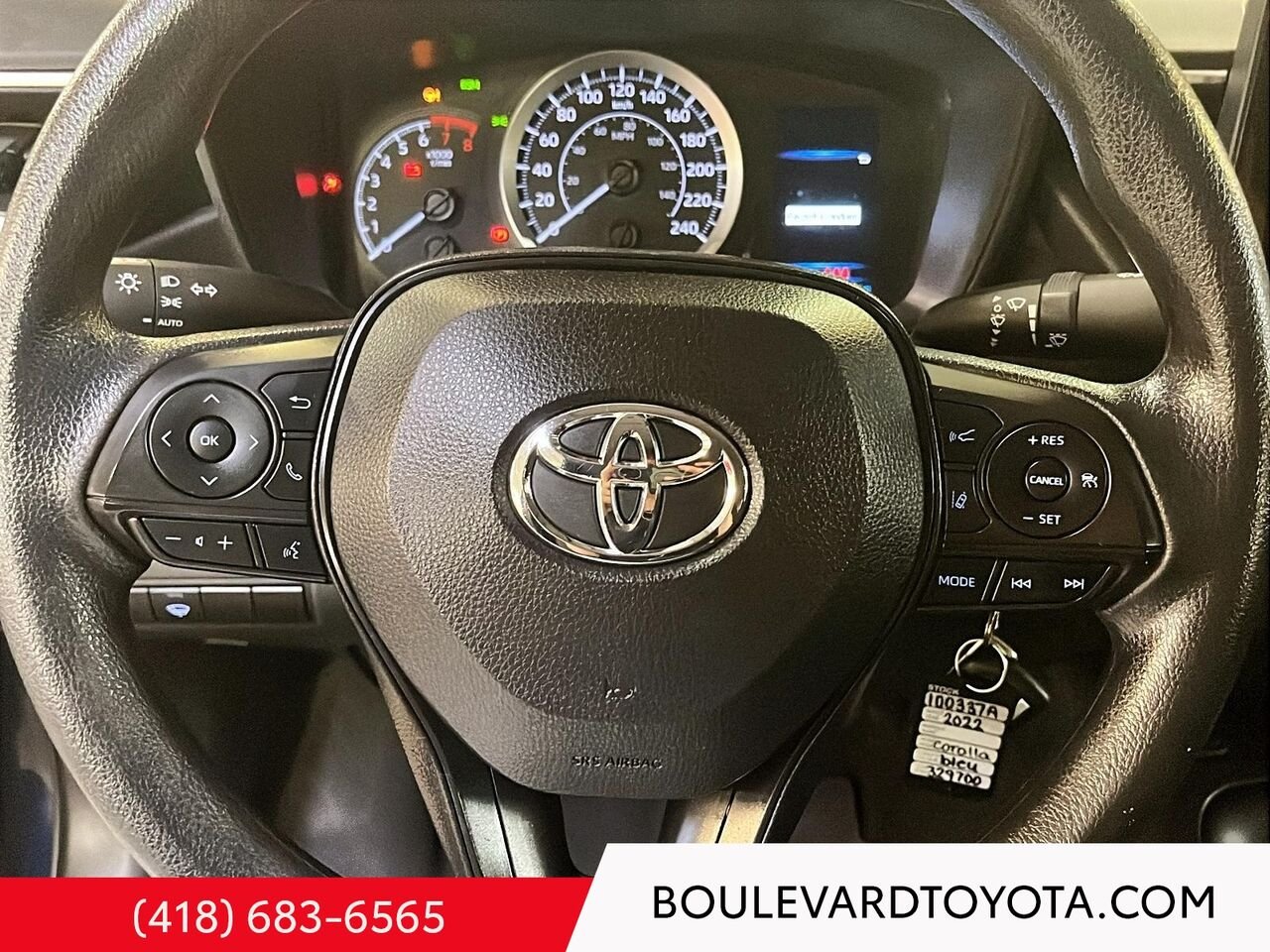 Toyota Corolla 100337A-36 | LE 2022 Bleu Québec - photo #9