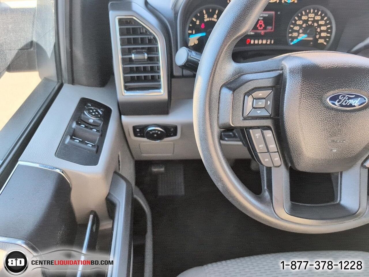 Ford F-150 SuperCrew 4RM 157 po XLT | BD0399 2016 Bleu Granby - photo #16