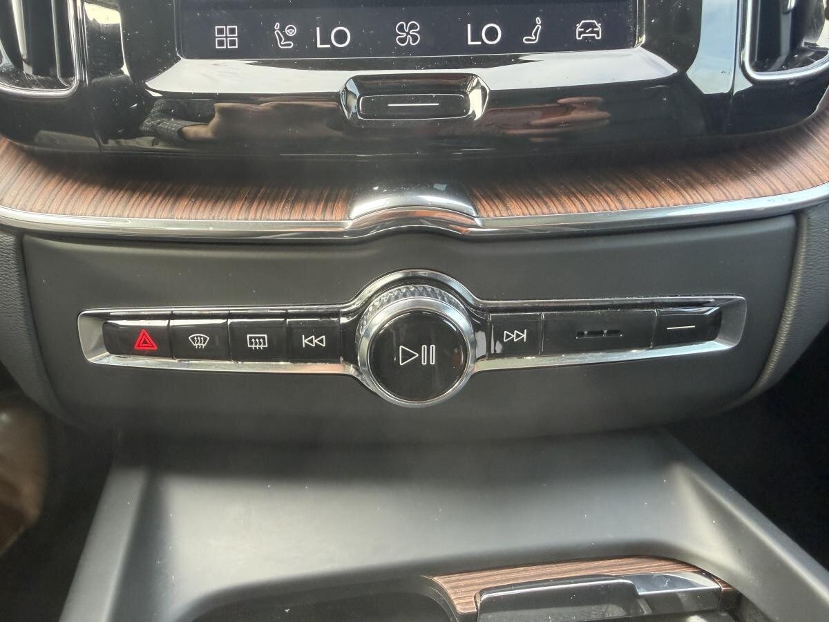 Volvo XC60 2024 Noir  - photo #14