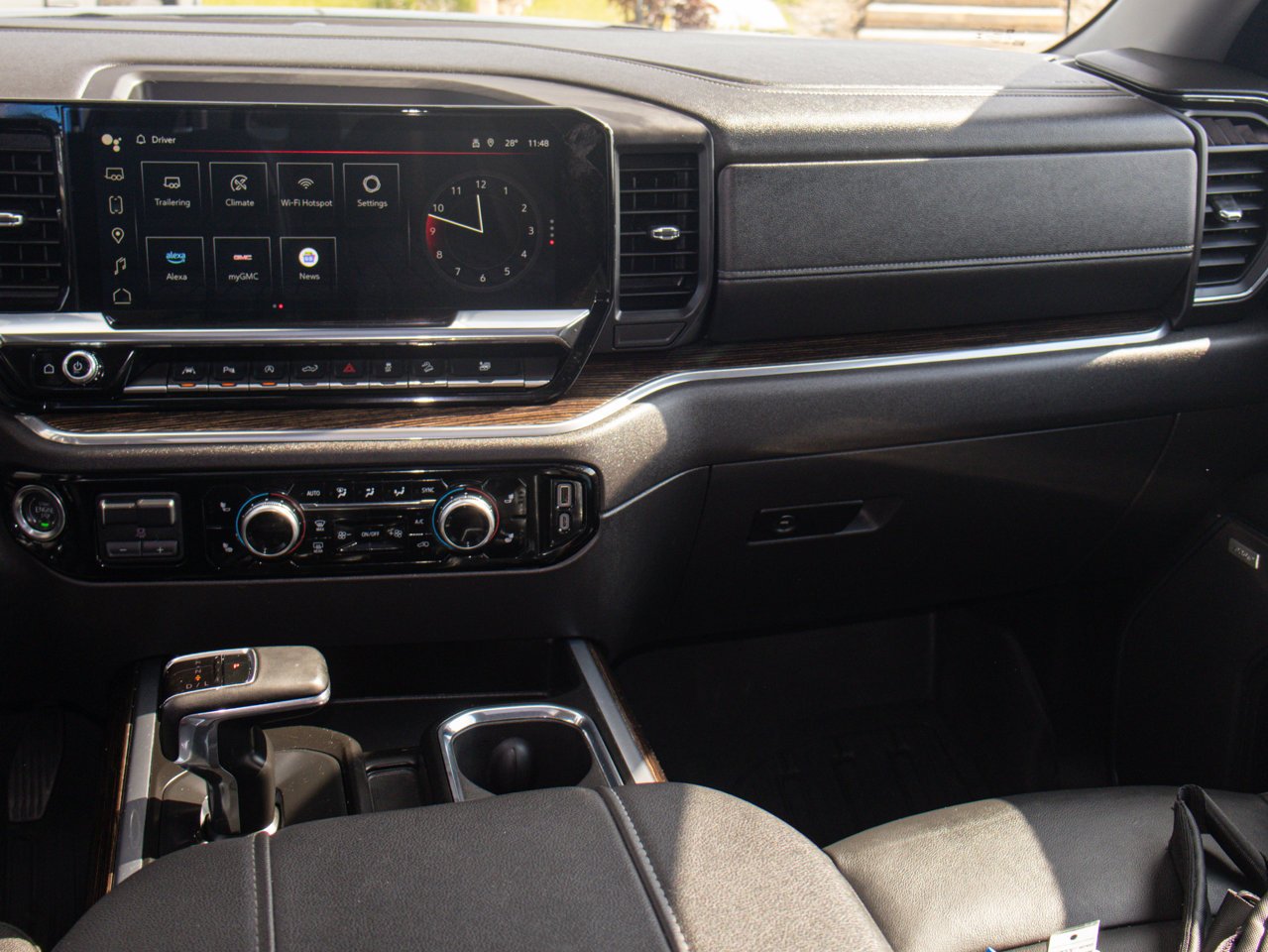 2024 GMC Sierra 1500 4WD Crew Cab 147 Elevation Black Sherwood Park - photo #28