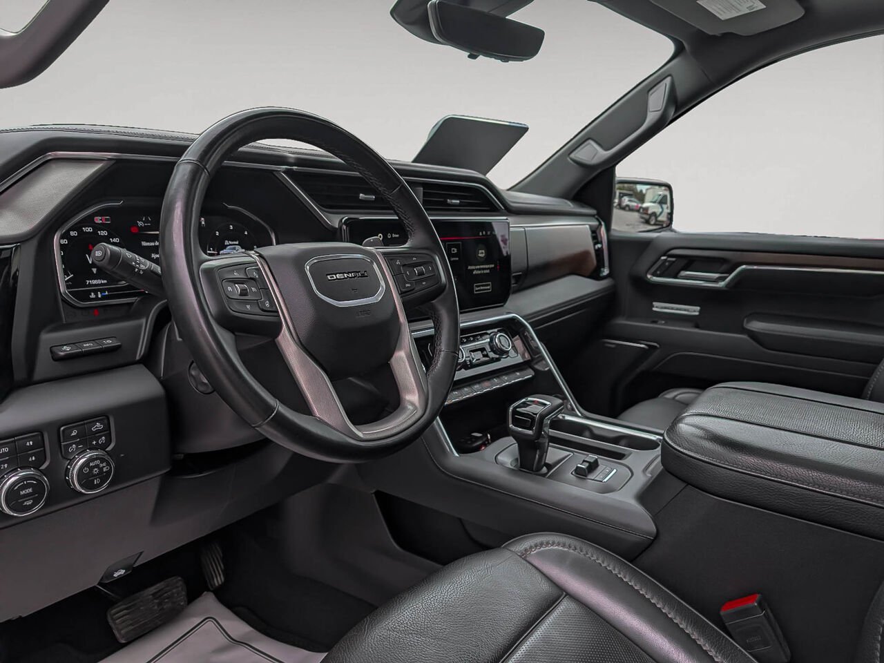 2024 GMC SIERRA 1500 4WD CREW CAB PICKUP Denali Toit Ouvrant Affichage Tête Haute Diesel White Sherbrooke - photo #9