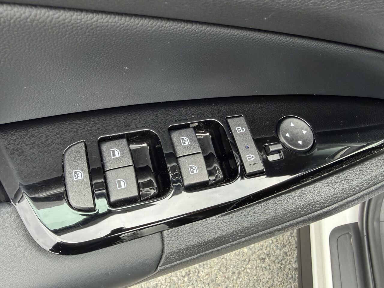 Kia Sportage 2024 Blanc Thetford Mines - photo #16