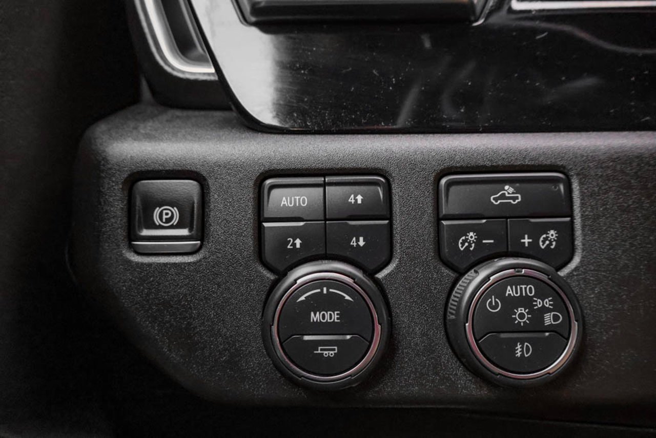 2024 Chevrolet Silverado 1500 4WD Crew Cab 147 RST Red Sherwood Park - photo #17