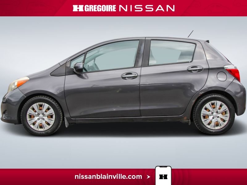 Toyota Yaris LE BAS KILOMETRAGE JAMAIS ACCIDENTÉ!!! 2014 Gris
