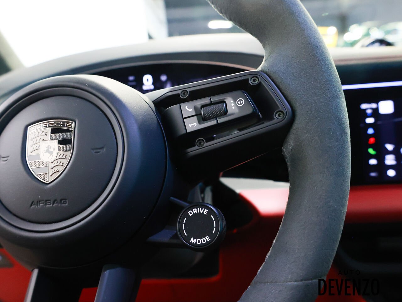 2025 Porsche Macan Grey Saint-Eustache - photo #15