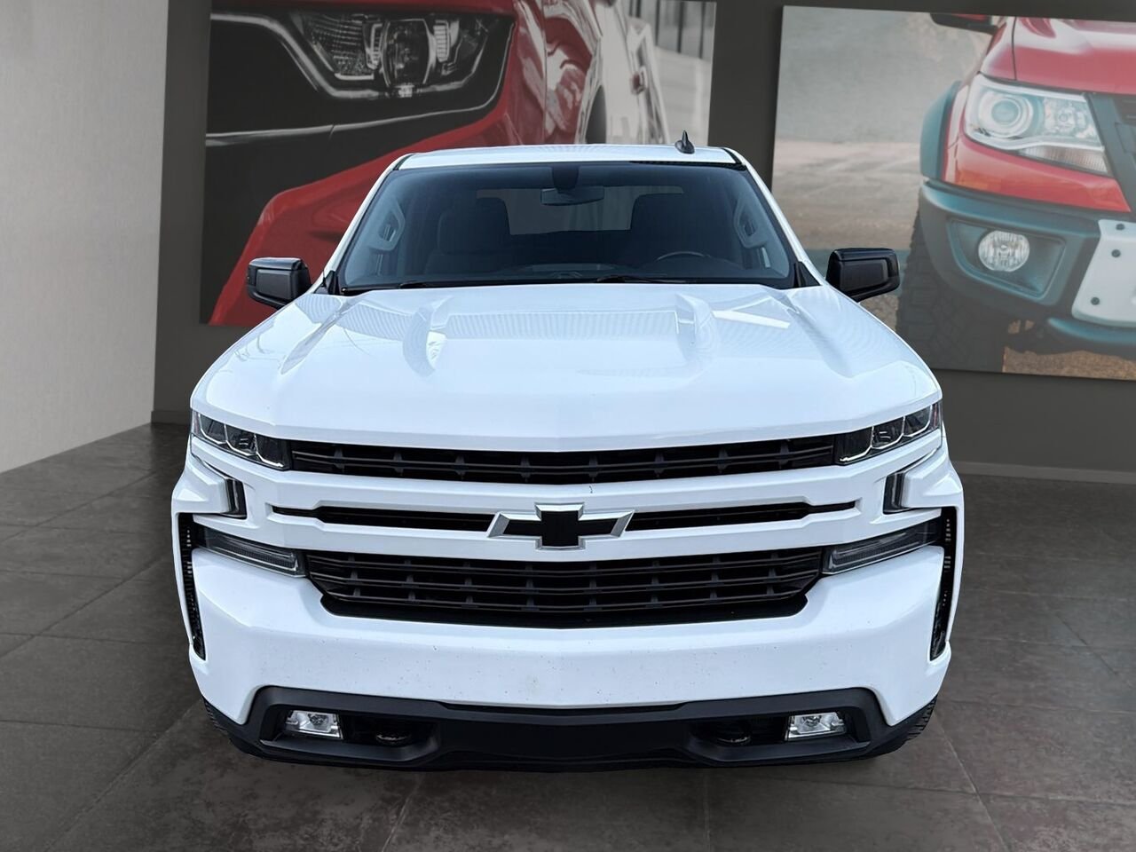 CHEVROLET SILVERADO 1500 RST 2020 Blanc Saint-Hyacinthe - photo #1