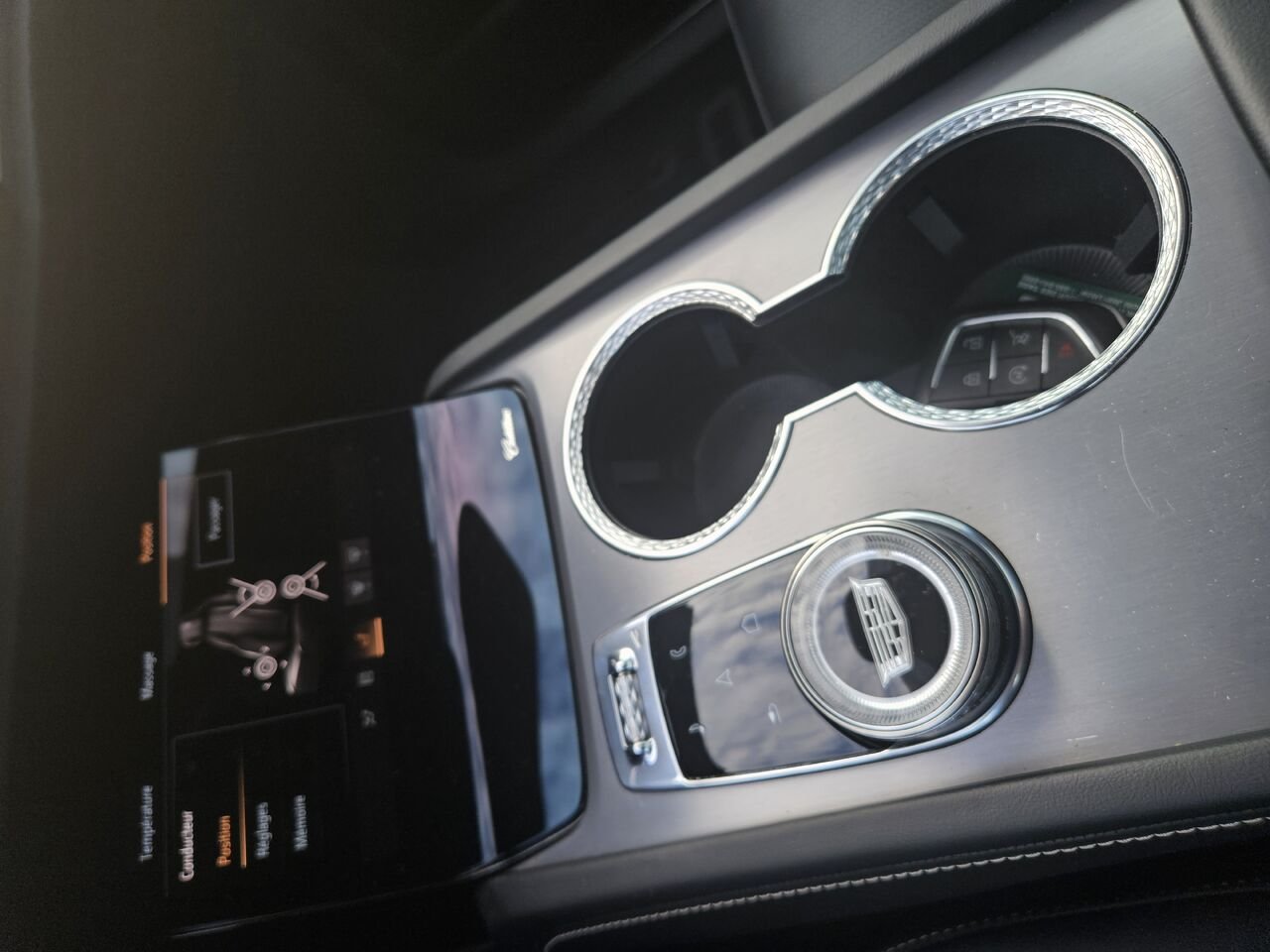 Cadillac VISTIQ Traction intégrale, 4 portes Sport 2026 Noir Thetford Mines - photo #13