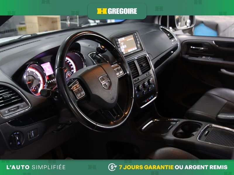 2020 Dodge GR Caravan White Laval - photo #20