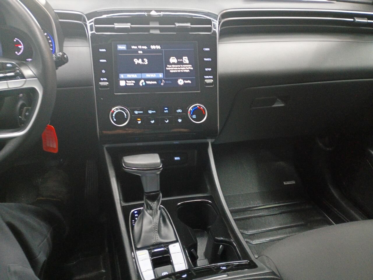 2022 Hyundai Tucson White Blainville - photo #28