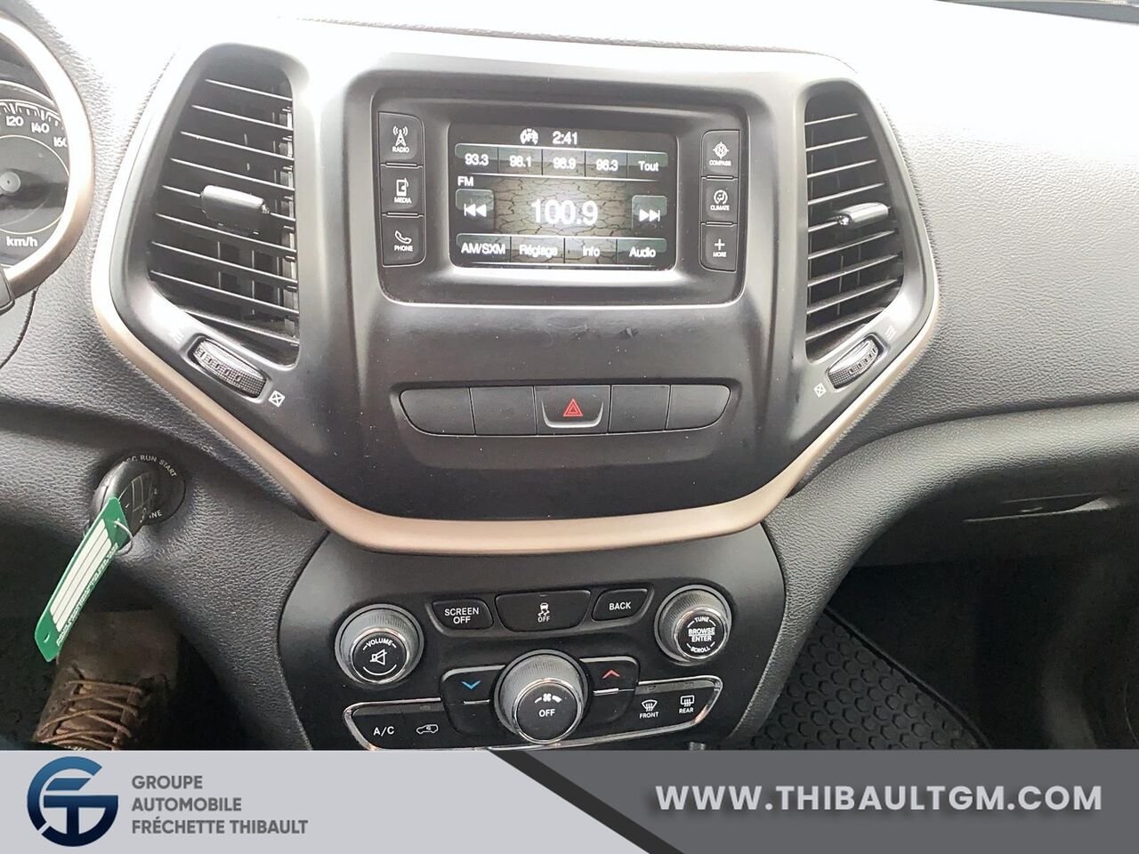 JEEP CHEROKEE L 4 RM, 4 portes, North 2014 Rouge Montmagny - photo #12
