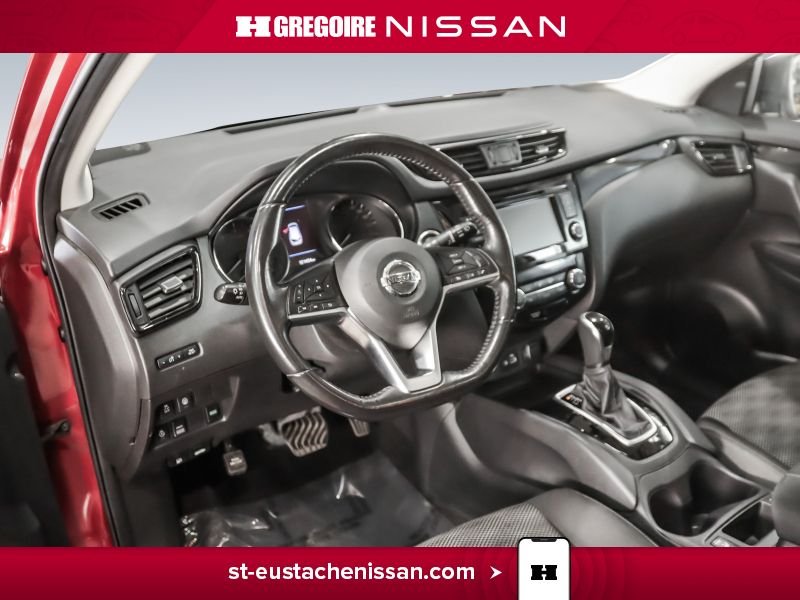 2019 Nissan Qashqai Red Laval - photo #28