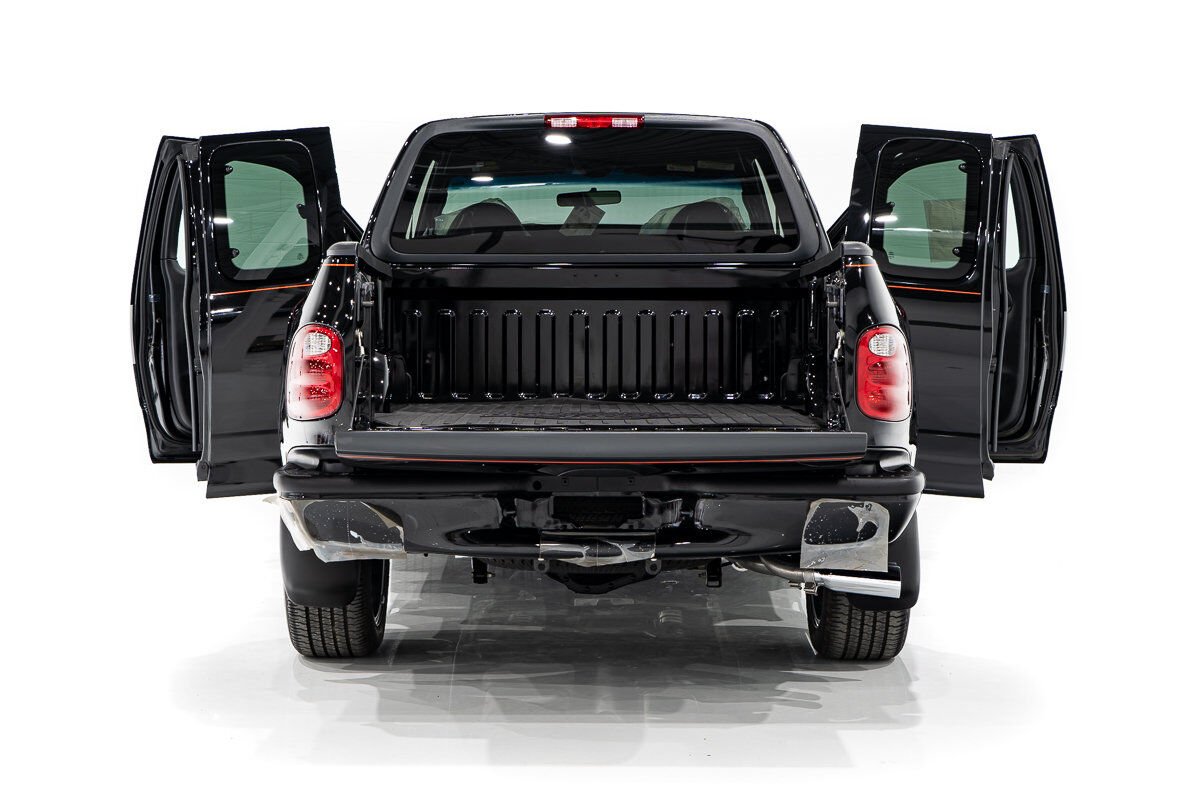 Ford F-150 Harley Davidson Edition In Delivery Packaging 2000 Noir Montréal - photo #80