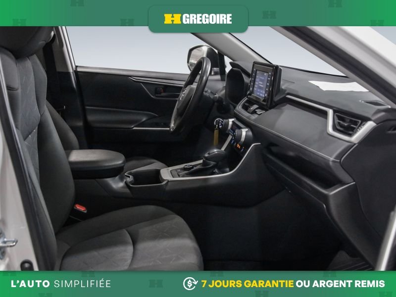 2022 Toyota Rav 4 White Laval - photo #29